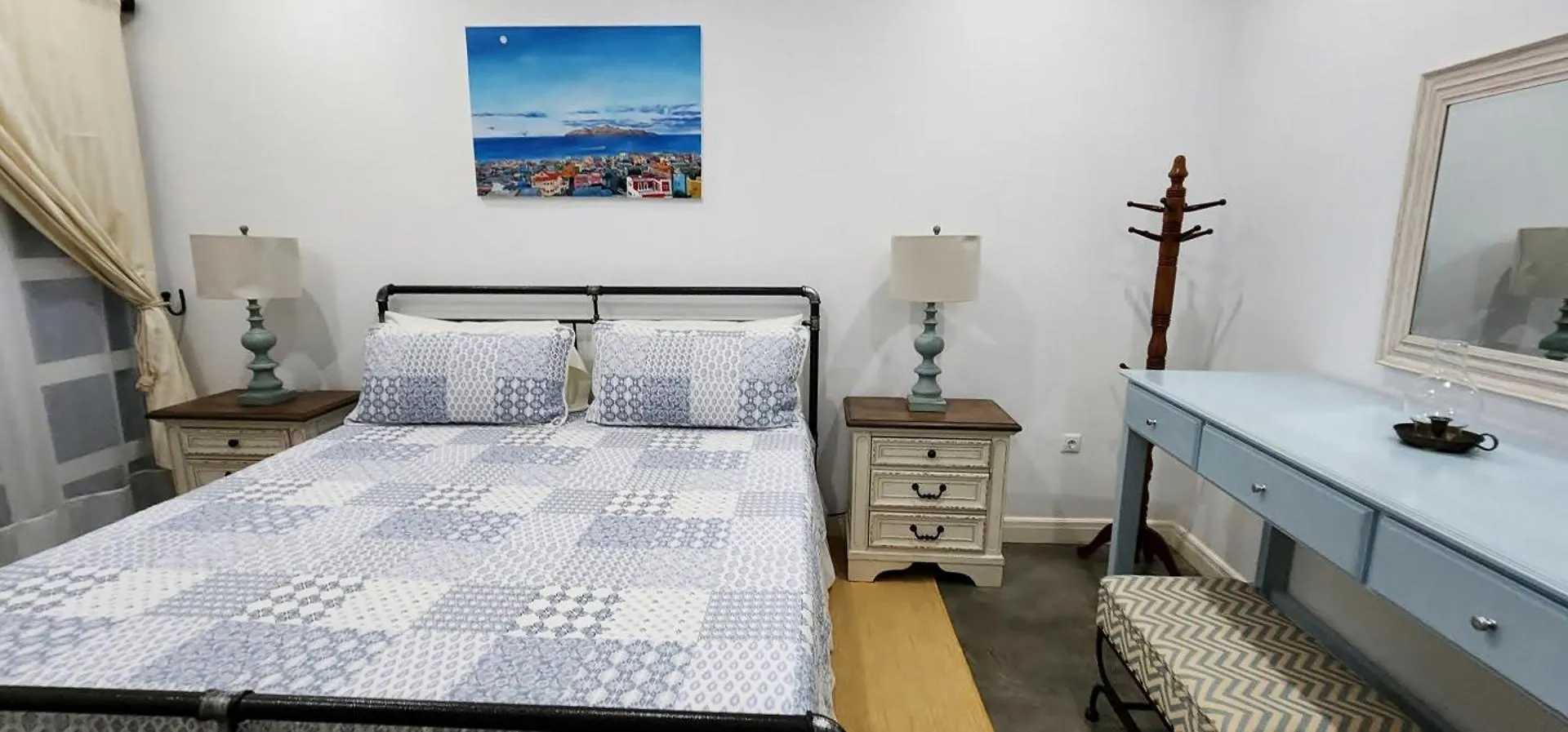 סאו פיליפי Casinha Nova - Entire Home With Kitchen, King Bed, Ac, Wifi, And View רפובליקת כף ורדה