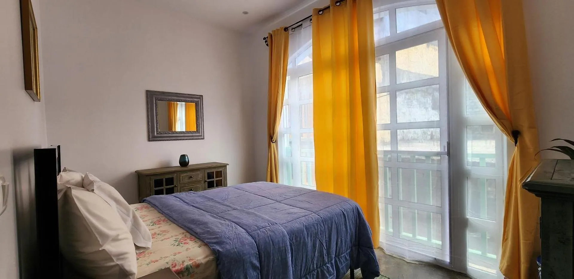 Holiday home Casinha Nova - Cozy Home With Kitchen, King Bed, Ac, Wifi, City & Ocean View Sao Filipe