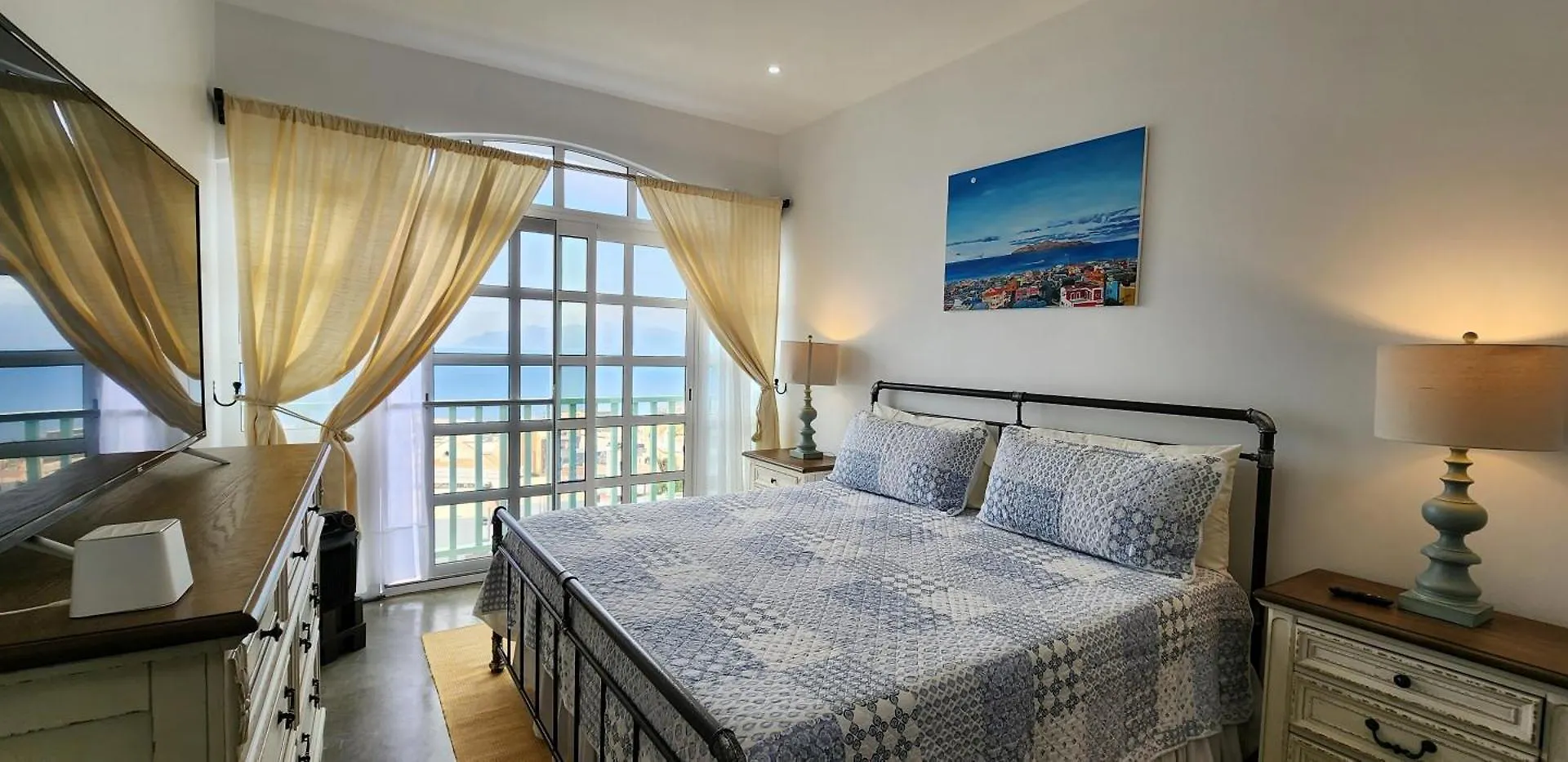 Casinha Nova - Cozy Home With Kitchen, King Bed, Ac, Wifi, City & Ocean View Sao Filipe