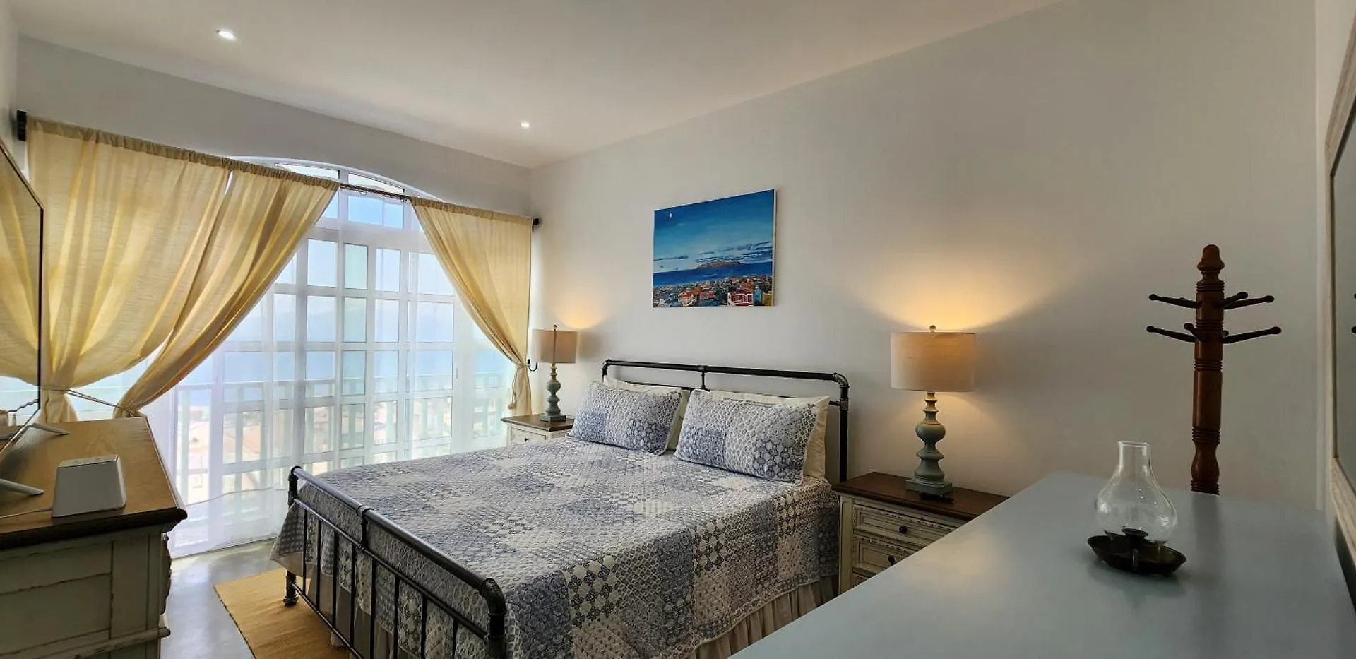 Casinha Nova - Cozy Home With Kitchen, King Bed, Ac, Wifi, City & Ocean View Sao Filipe Holiday home