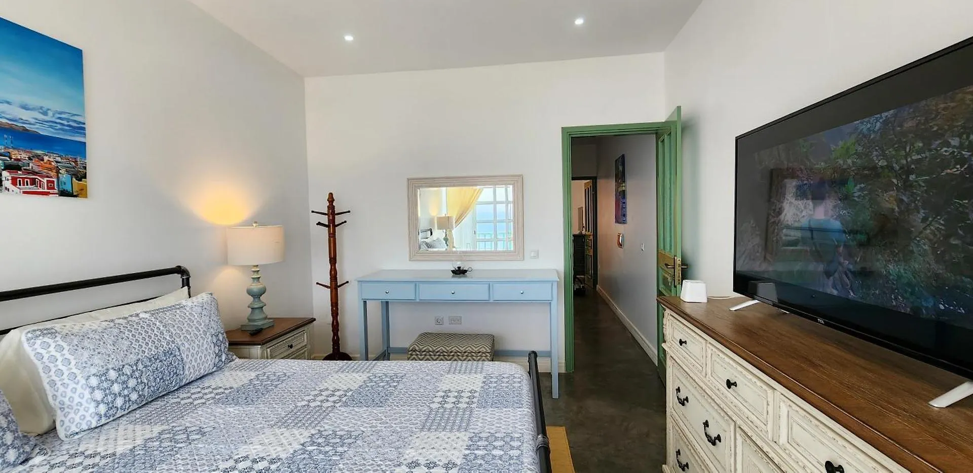 Holiday home Casinha Nova - Cozy Home With Kitchen, King Bed, Ac, Wifi, City & Ocean View Sao Filipe Cape Verde