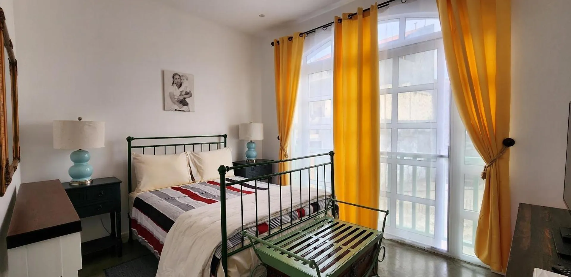 Casinha Nova - Cozy Home With Kitchen, King Bed, Ac, Wifi, City & Ocean View Sao Filipe Holiday home