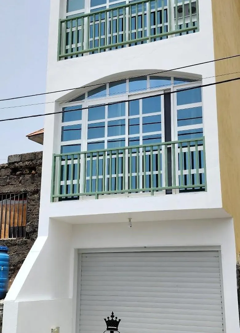 Holiday home Casinha Nova - Cozy Home With Kitchen, King Bed, Ac, Wifi, City & Ocean View Sao Filipe